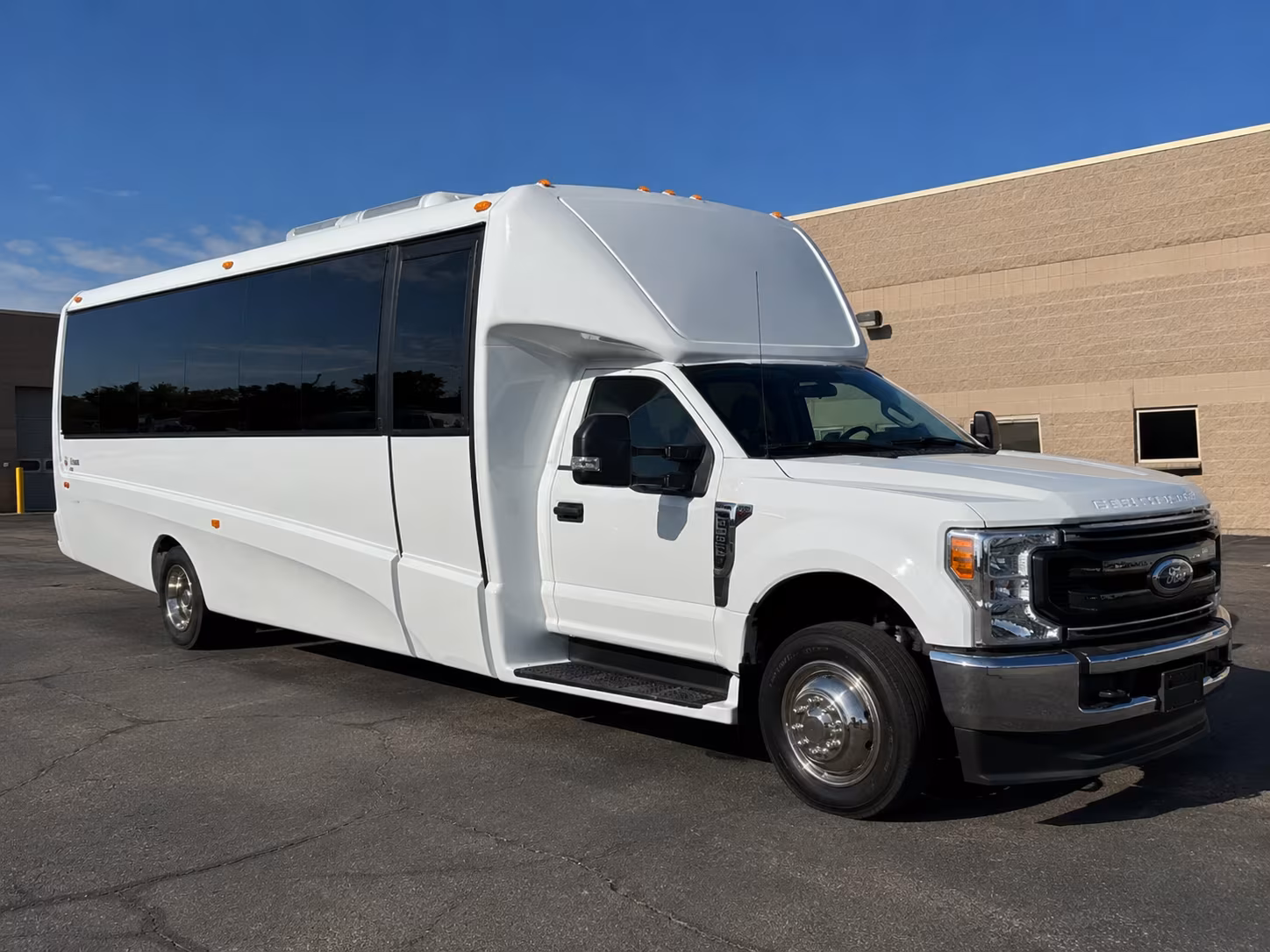 arrange transportation for your next bachelor or bachelorette party 2