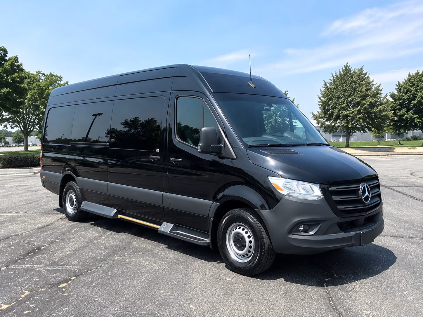 arrange transportation for your next wedding 3